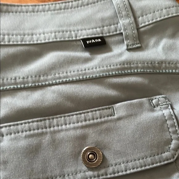 Prana Halle Shorts - Size 6 - Like New! - Picture 3 of 5